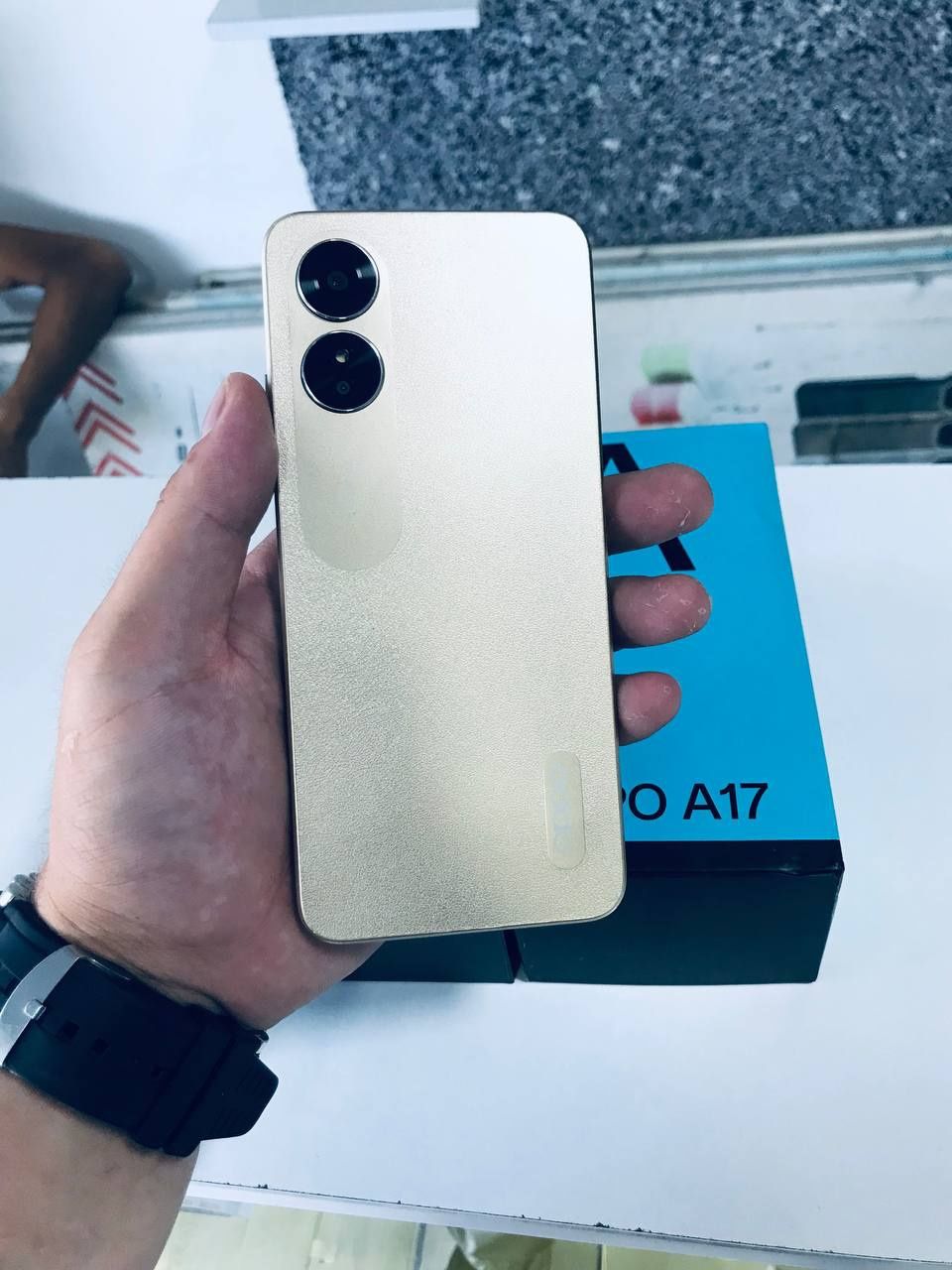 Oppo A17 srochna