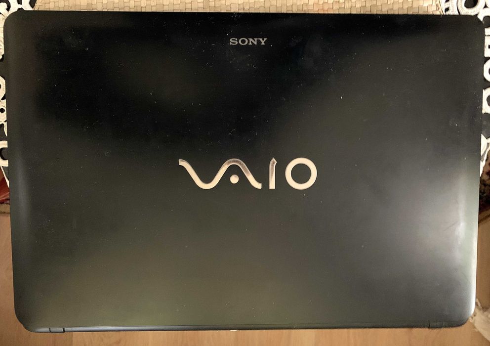 Лаптоп Сони Вайо