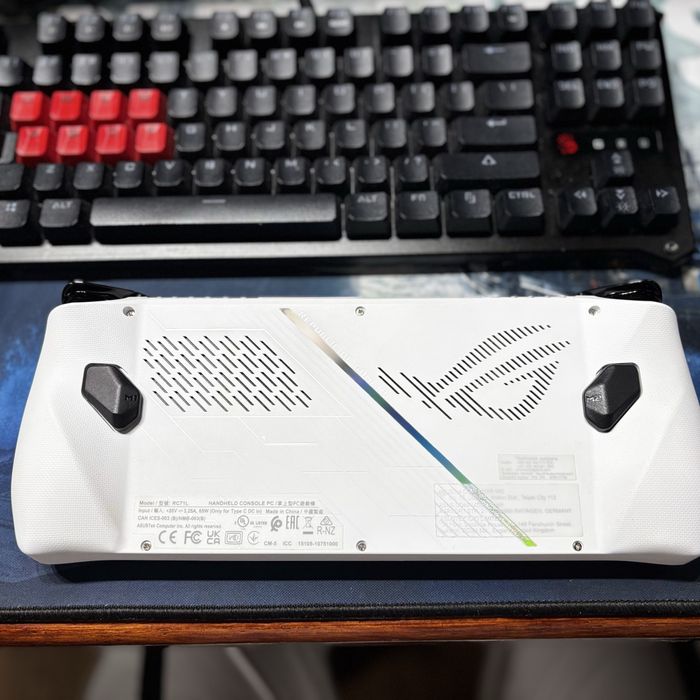 Asus ROG Ally неразличим от нов