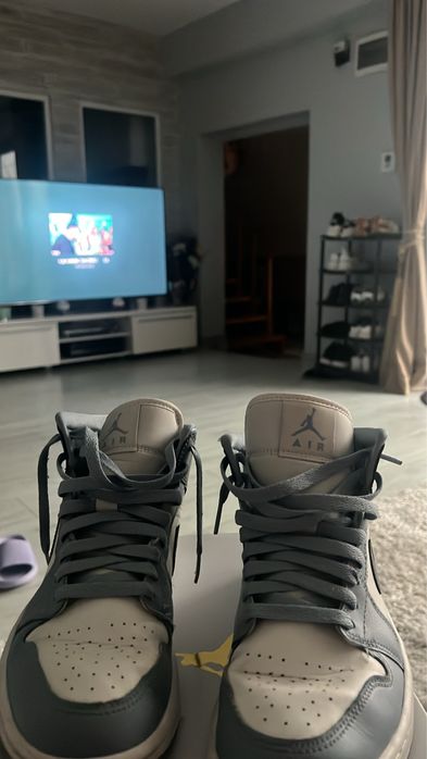 Air Jordan 1 Mid WMNS 'Diffused Blue' (W)