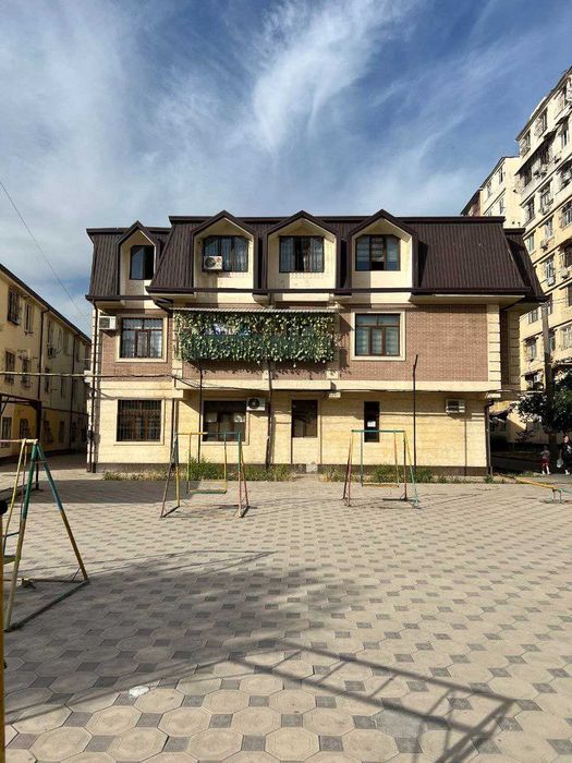 Продаётся 2-комнатная квартира в Мирзо Улугбекском районе, Карасув-6,