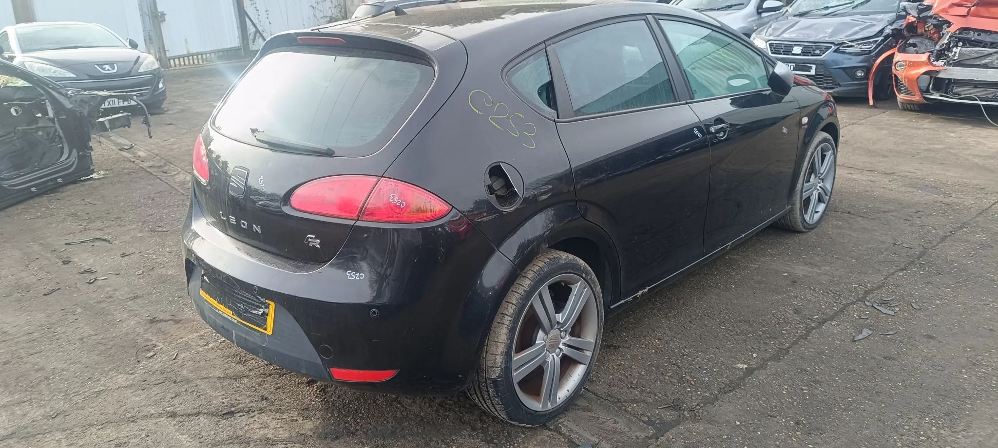 Dezmembrari / Dezmembrez Seat Leon 2.0 BWA cutie JLZ culoare LC9Z
