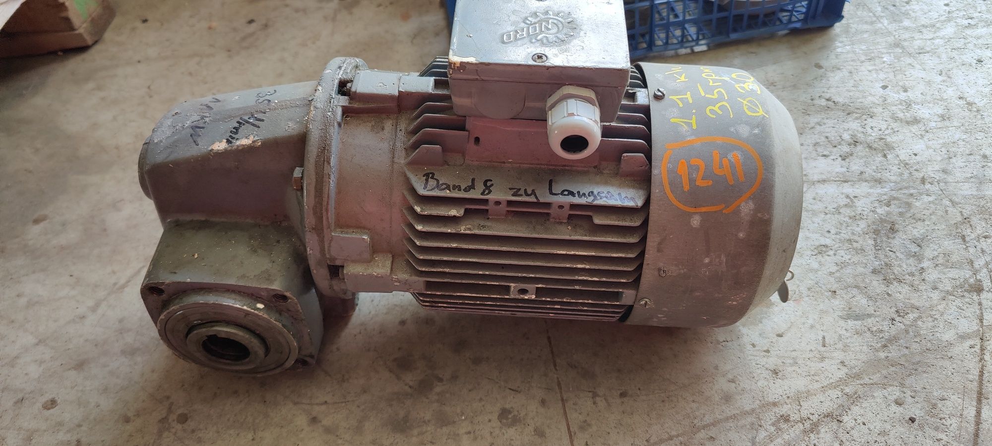 Motor electric trifazat cu reductor, 1.1kW, 53rpm, 380V