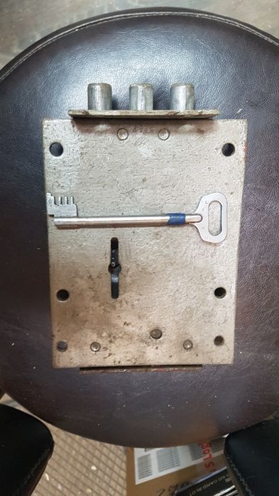 Замки гаражные завод Октябрь