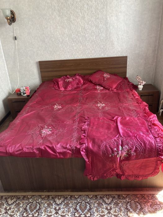 Покрывало на кровать.