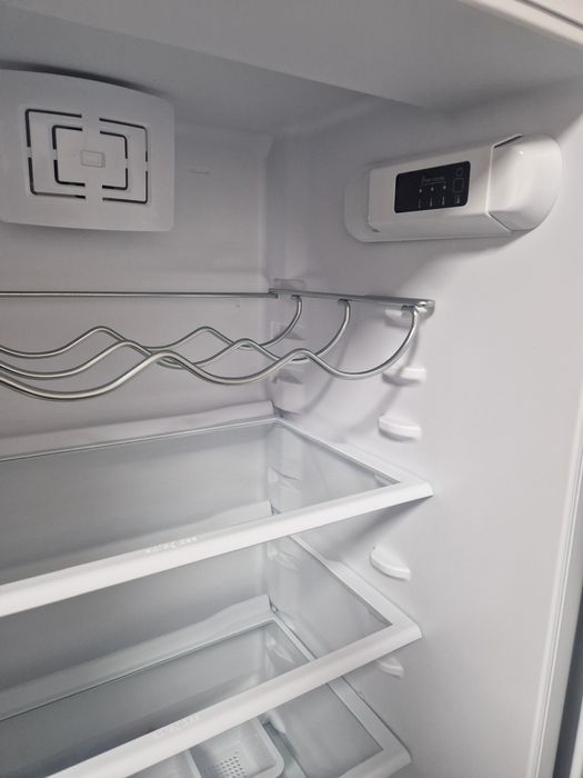 Хладилник за вграждане Ikea 185 см