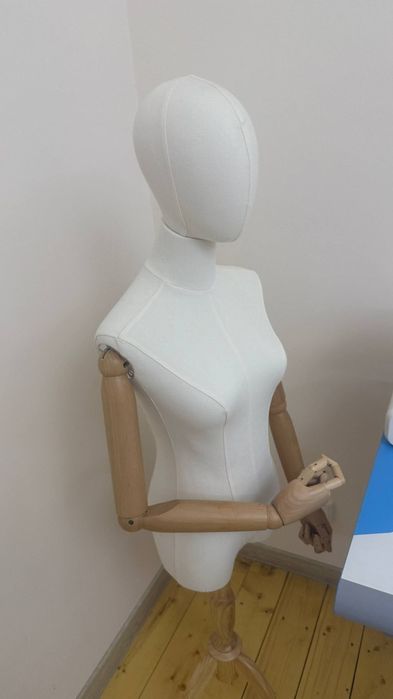 Tikuv sehi iharaga beriladi hamma qulayliklarga ega