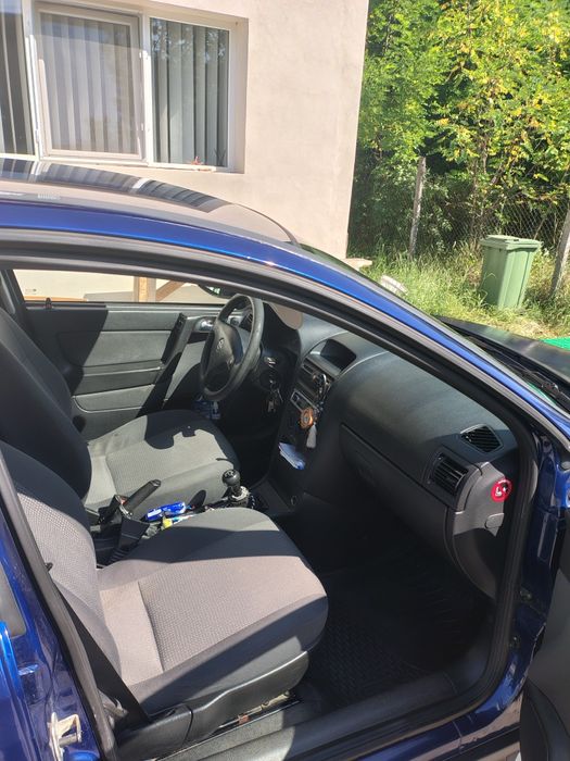 Vând Opel Astra G