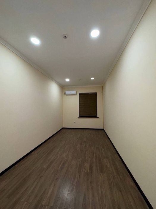 Аренда под офис Чорсу , Гулобод 200м2 7 комната 1м2 10$, 2000$