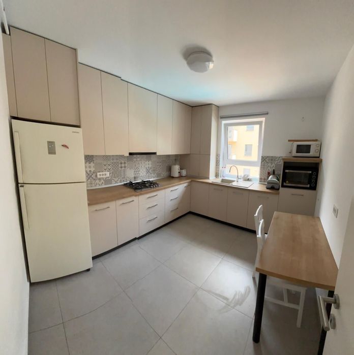 Cazare în Regim Hotelier-Apart. 1-3 cam. Coresi/Avantgarden/Bartolomeu