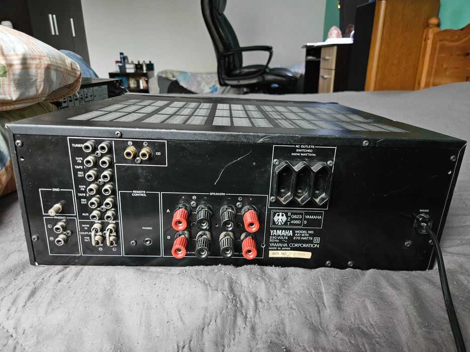 Стерео усилвател Yamaha AX-870