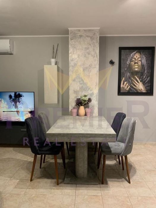 Тристаен апартамент + Паркомясто, Кабелна Тв, Интернет и входни такси