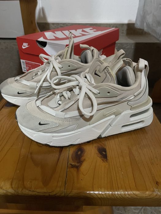Оригинални маратонки  nike