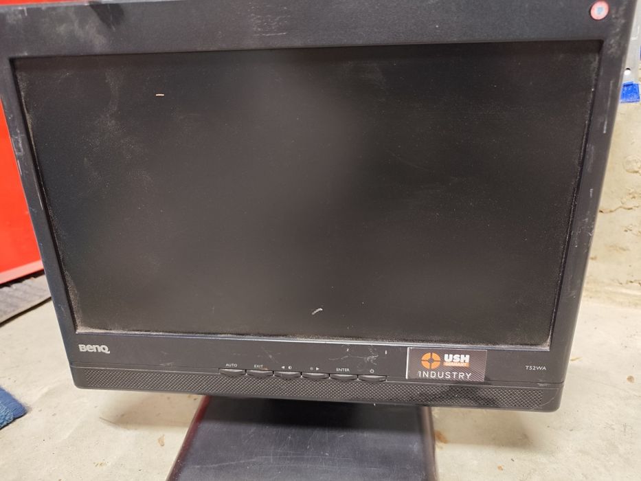 Монитори втора употреба