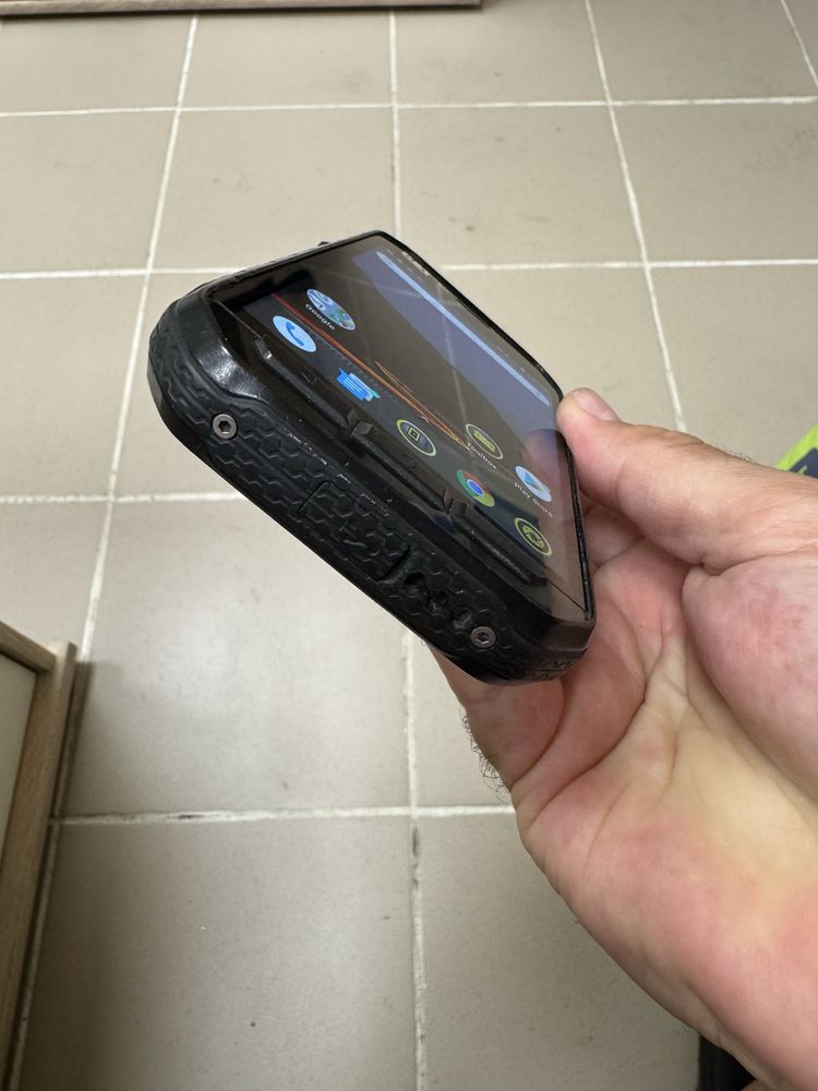 Cat Caterpillar S41 3/32gb - противоударен, влагоустойчив