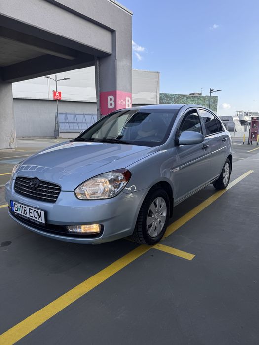 De vanzare Hiyndai Accent 1,6 benzina