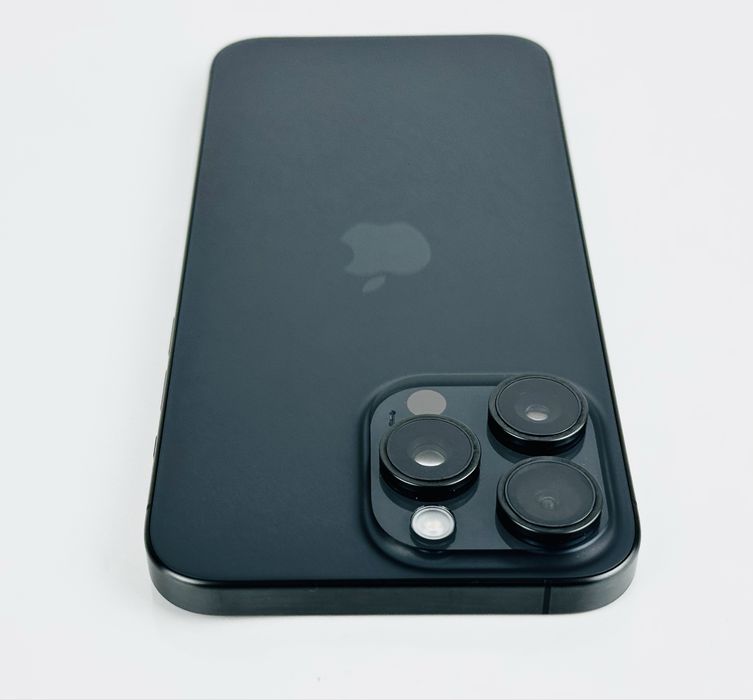 Apple iPhone 15 Pro 1TB Black Titanium 90% Батерия! Гаранция!