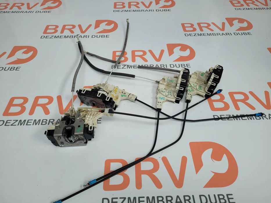 Broasca usa fata pentru Vw Crafter / Mercedes Sprinter Euro 4 / Euro 5