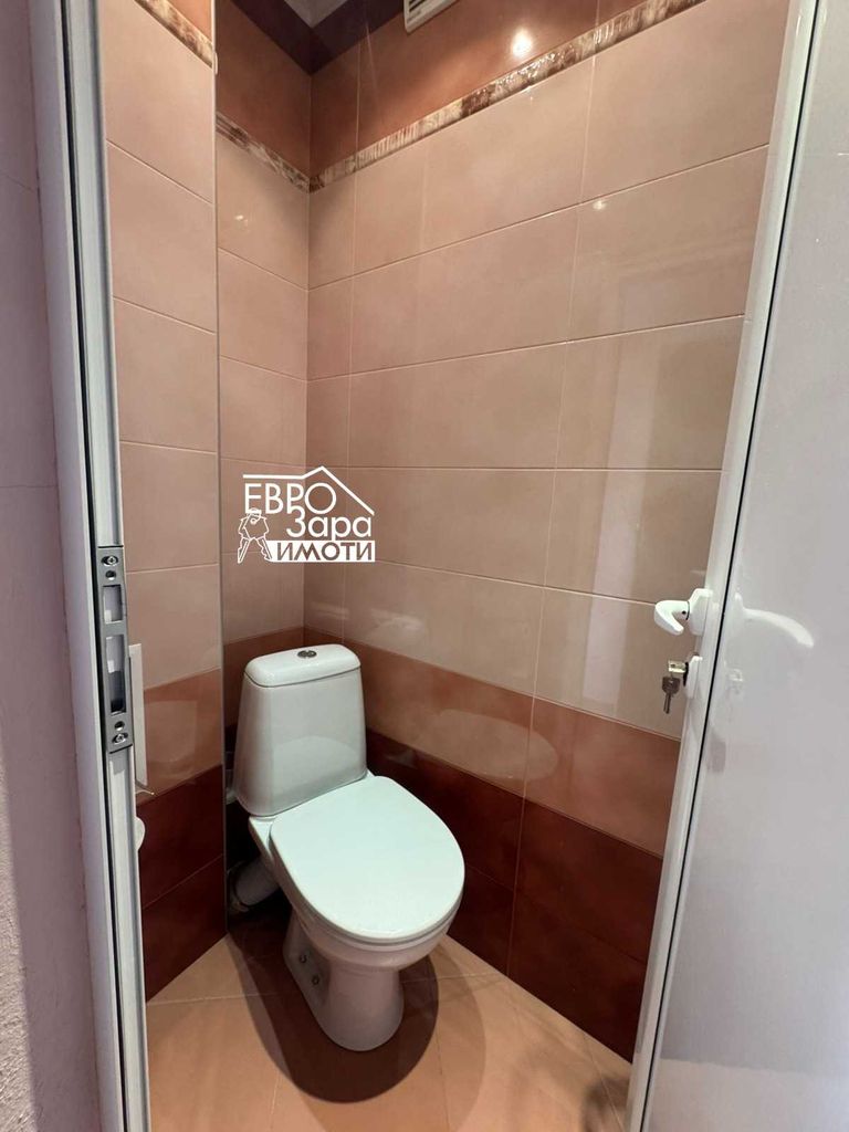 Продава се Многостаен апартамент в Стара Загора, Център - 88 кв.м за 1500 €/кв.м - Снимка #16