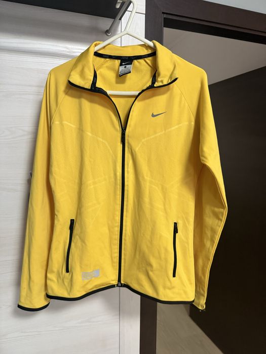 30 лева ново горнище размер S,M,L