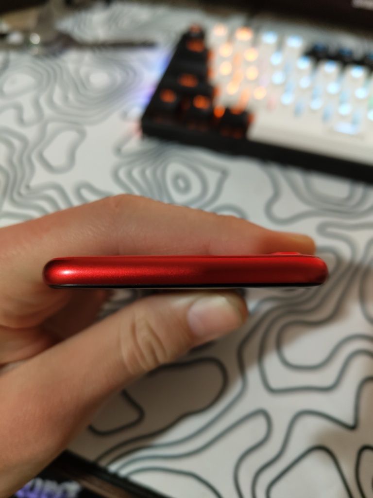 Iphone Se 2020 red