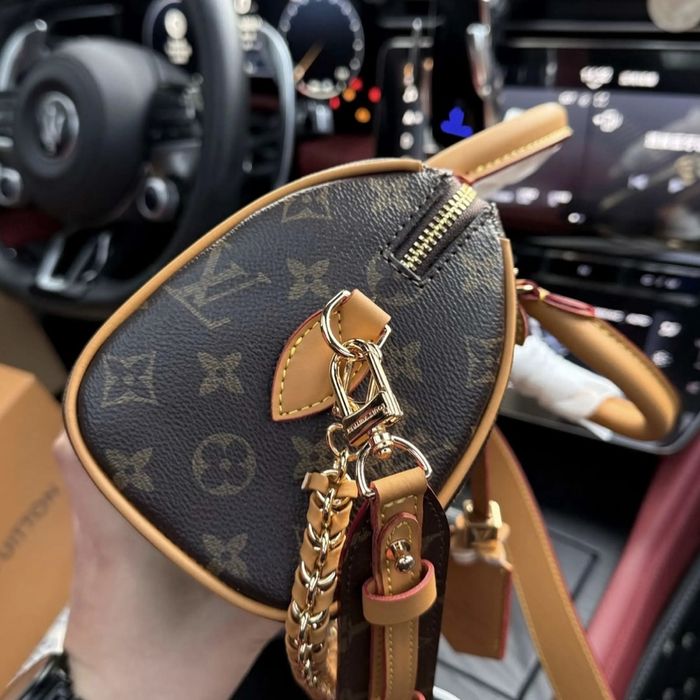 Чанта louis vuitton