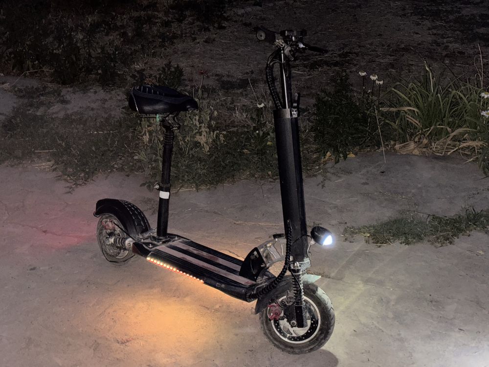 Elektro samokat Kumho