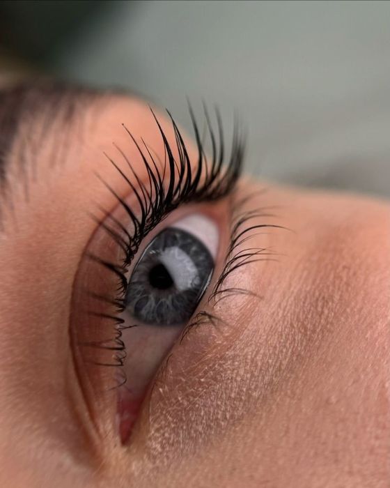 Ламинирование ресниц и бровей