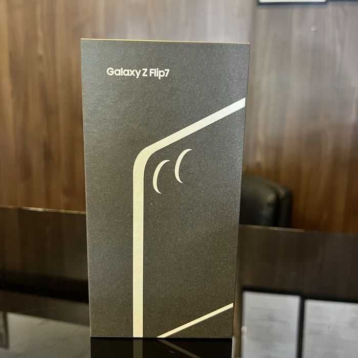 Samsung galaxy Z Flip 7