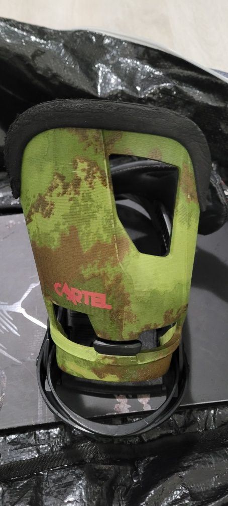 Legaturi Burton Cartel marime S(35-41)