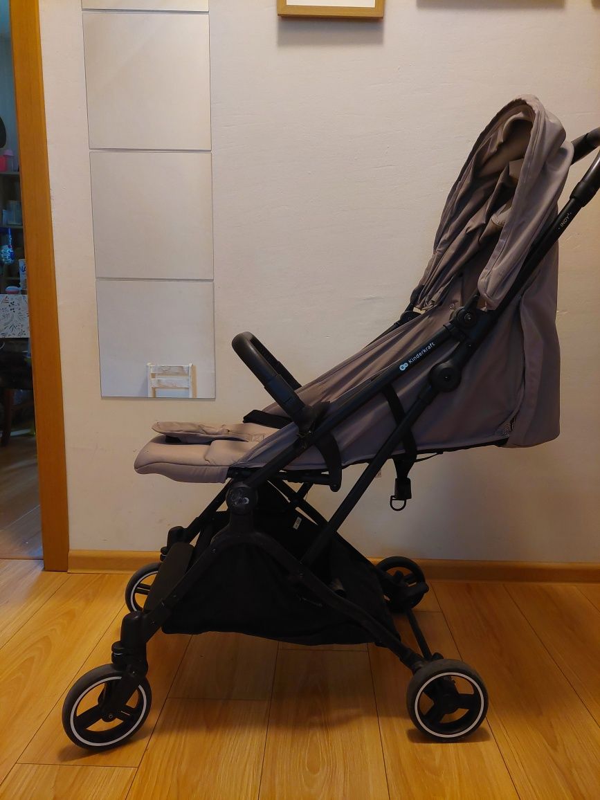 Kinderkraft Indiy 2 лятна количка