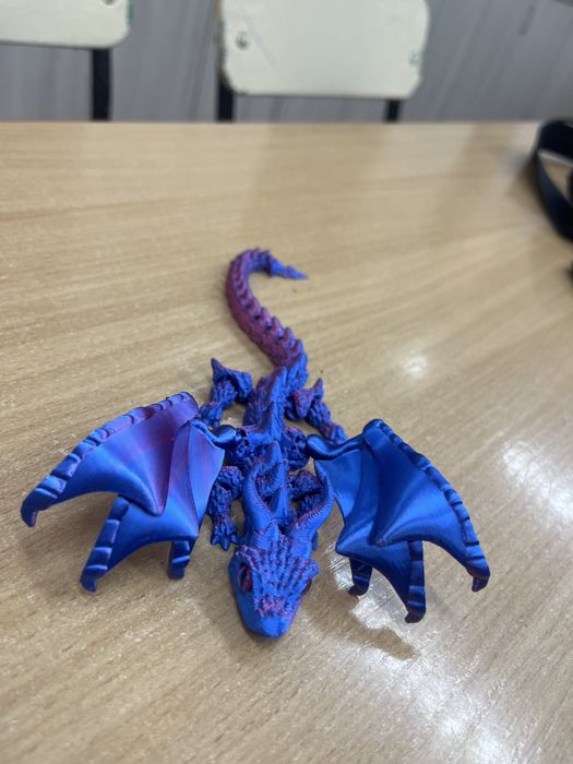 Не б/у очень красивый подайдет как аксесуар или подарок другу