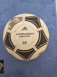 Футбольный мяч Adidas Tango 1978