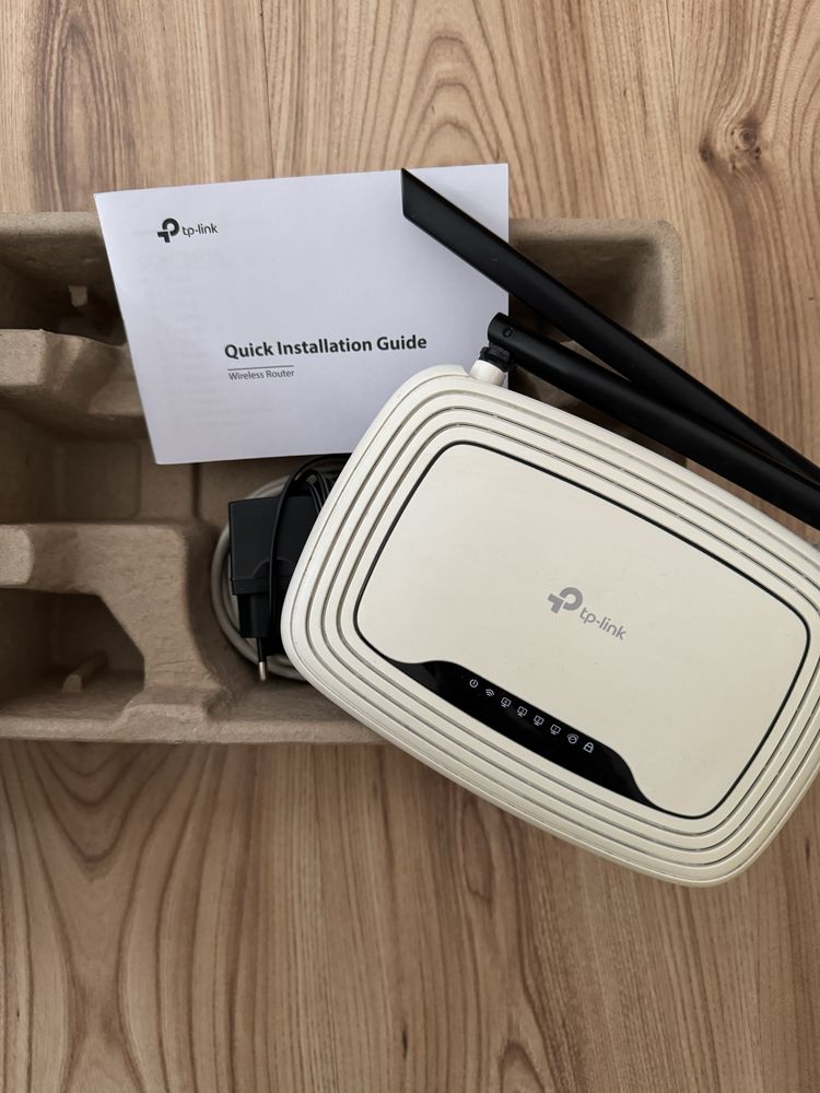 Безжичен рутер N 300Mbps TP-LINK TL-WR841N