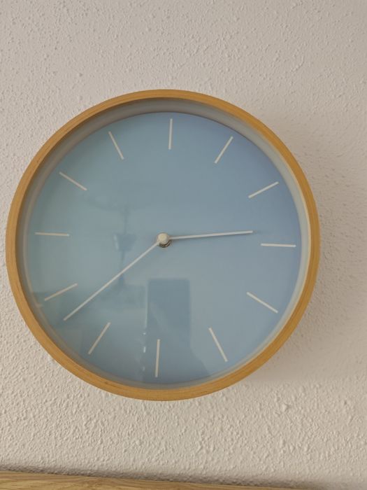 Ceas culoare babyblue