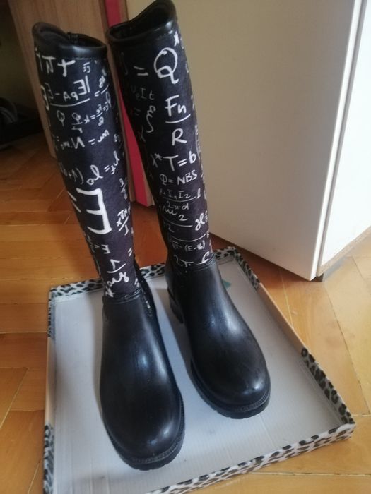 Черни Ботуши 36 номер