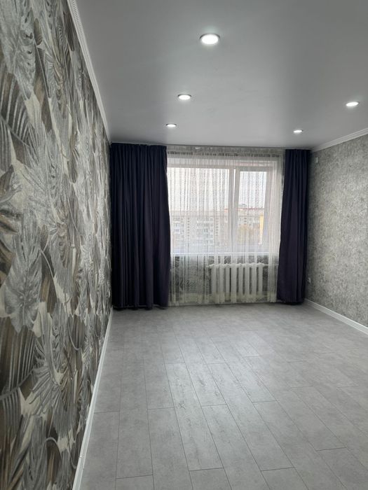 Продам двухкомнатную квартиру. Ленинградка центр.