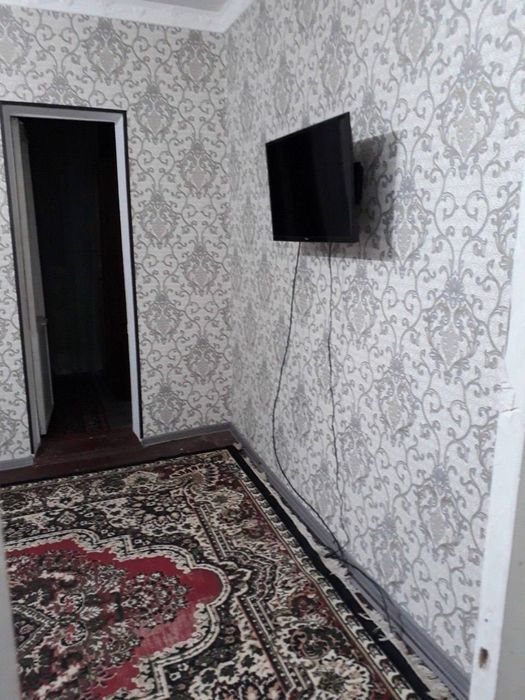 Юнусабад 19 квартал. Продается квартира 1/1/5