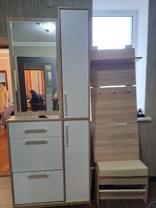 Шкаф для прихожей
