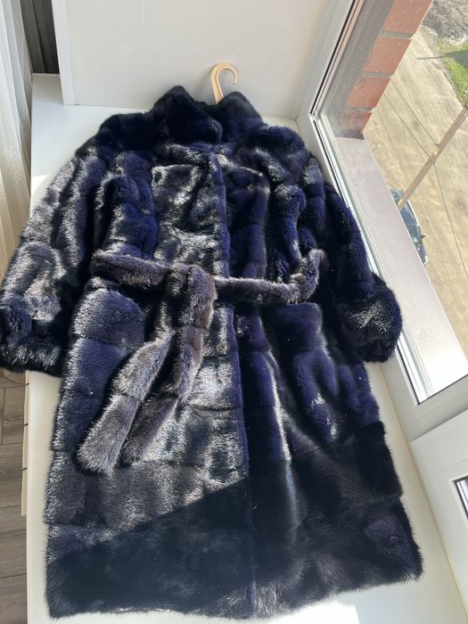 Продам норковую шубу