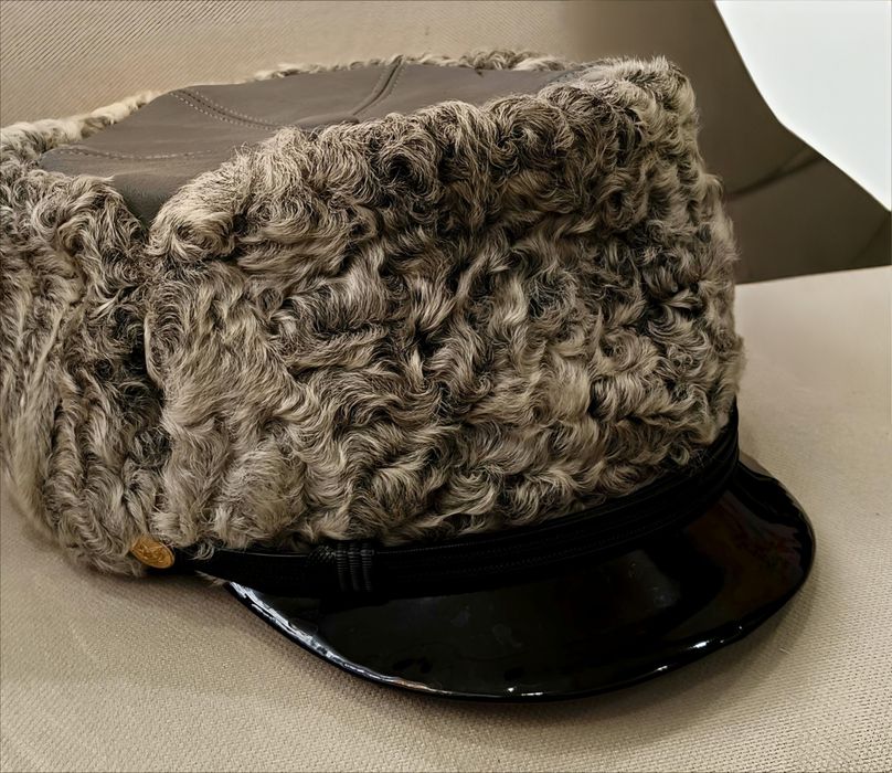 Шапка каракулевая