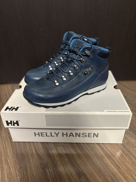 Ghete Helly Hansen,din piele naturala,aproape noi,numarul 42