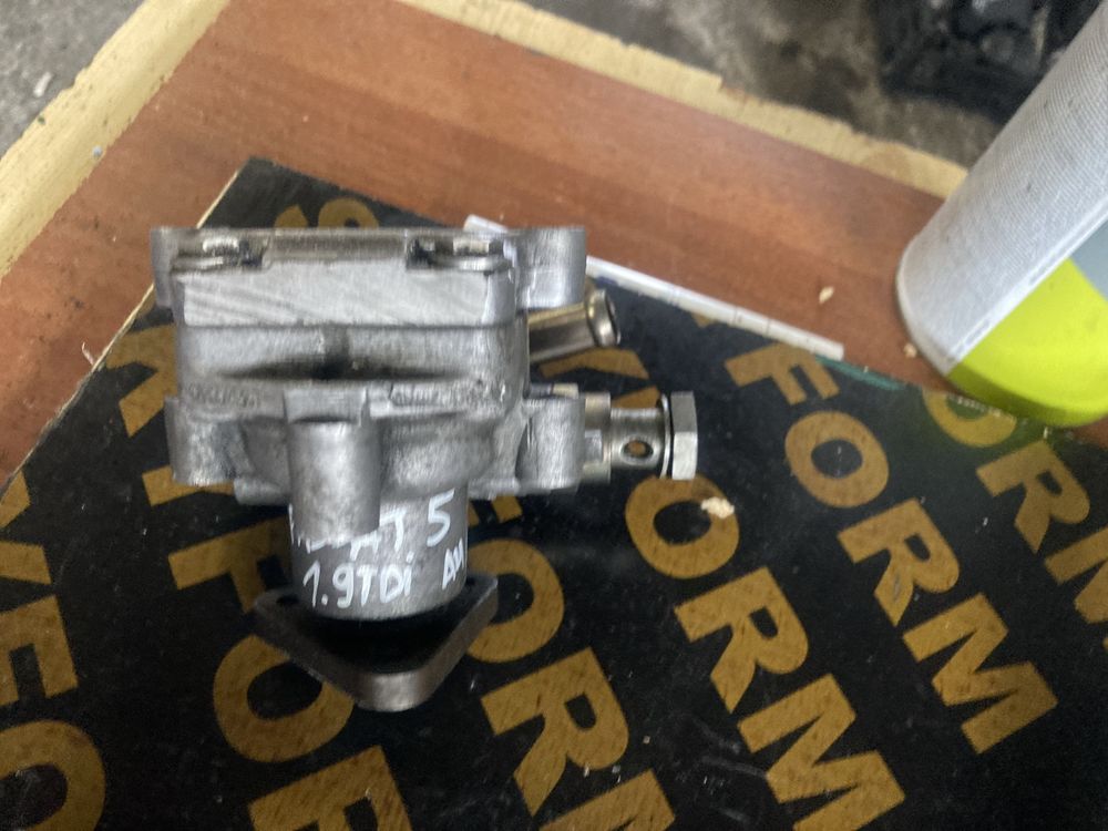 Vw passat 5 audi a4 b6 1.9 tdi Хидравлична Помпа