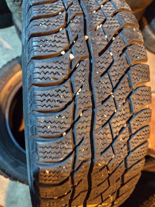 Anvelope 215 60 R17 iarna viatti