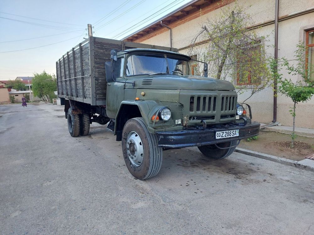 Zil 130 g sotiladi