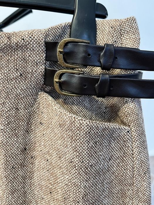 Fusta dama stofa Concept frumoasă în realitate