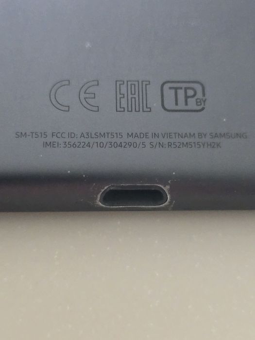 Продам планшет samsung на запчасти