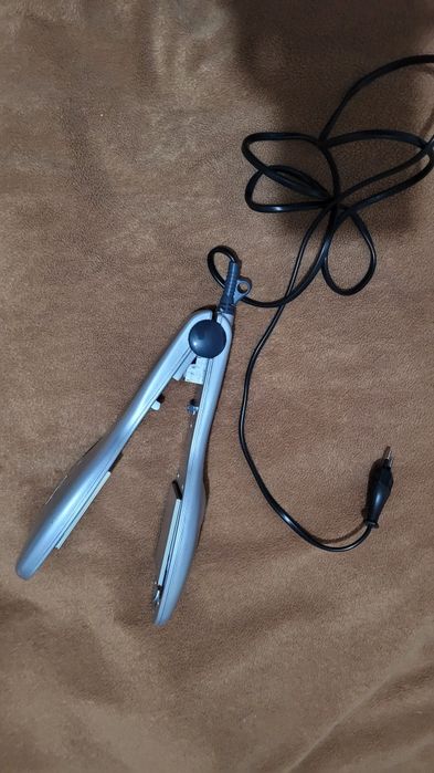 Placă de păr, pt. întindere sau ondulare