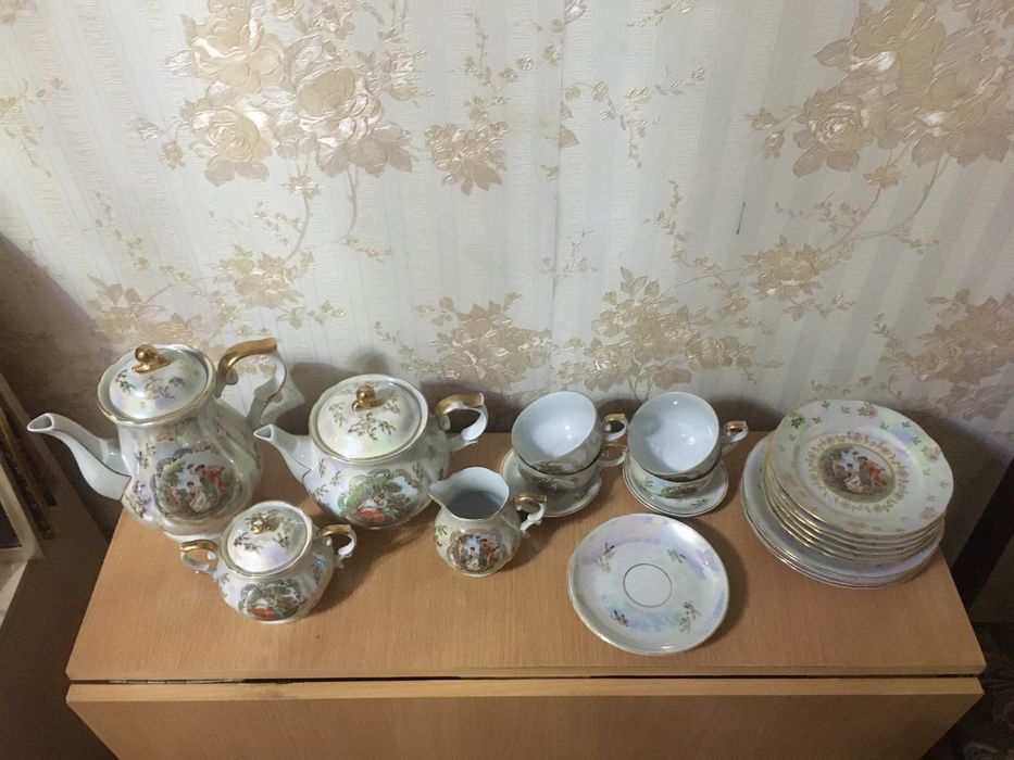 Кофейно-чайный сервиз Мадонна Oscar Schlegelmilch, Германия. Не полный