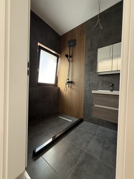 Casa 4 camere Incalzire in pardoseala - 500 mp teren